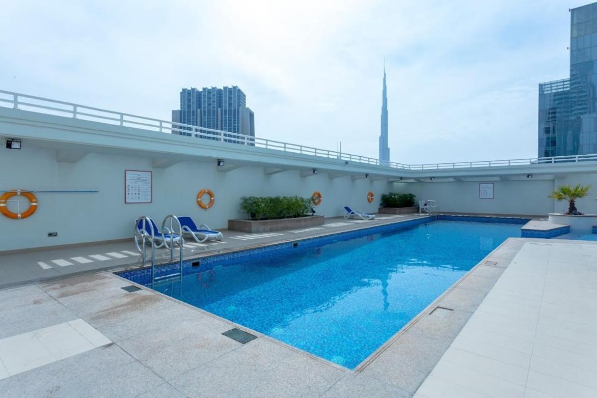 Trinity Holiday Homes - Sheikh Zayed Road Near To Financial Center Metro Station Дубай Екстер'єр фото