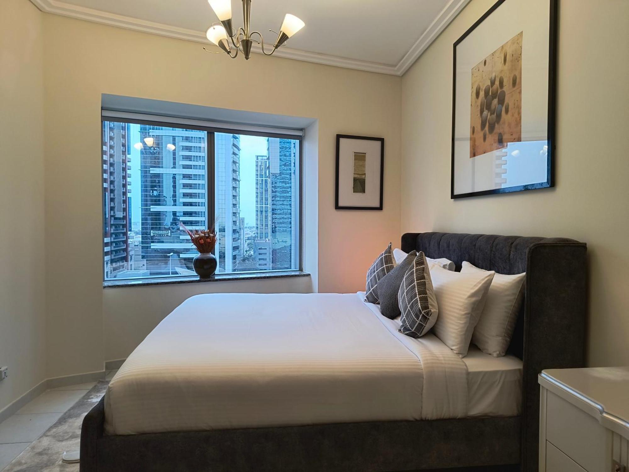 Trinity Holiday Homes - Sheikh Zayed Road Near To Financial Center Metro Station Дубай Екстер'єр фото
