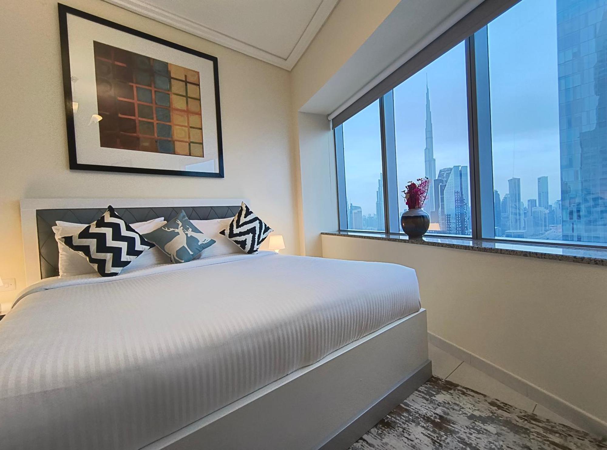 Trinity Holiday Homes - Sheikh Zayed Road Near To Financial Center Metro Station Дубай Екстер'єр фото