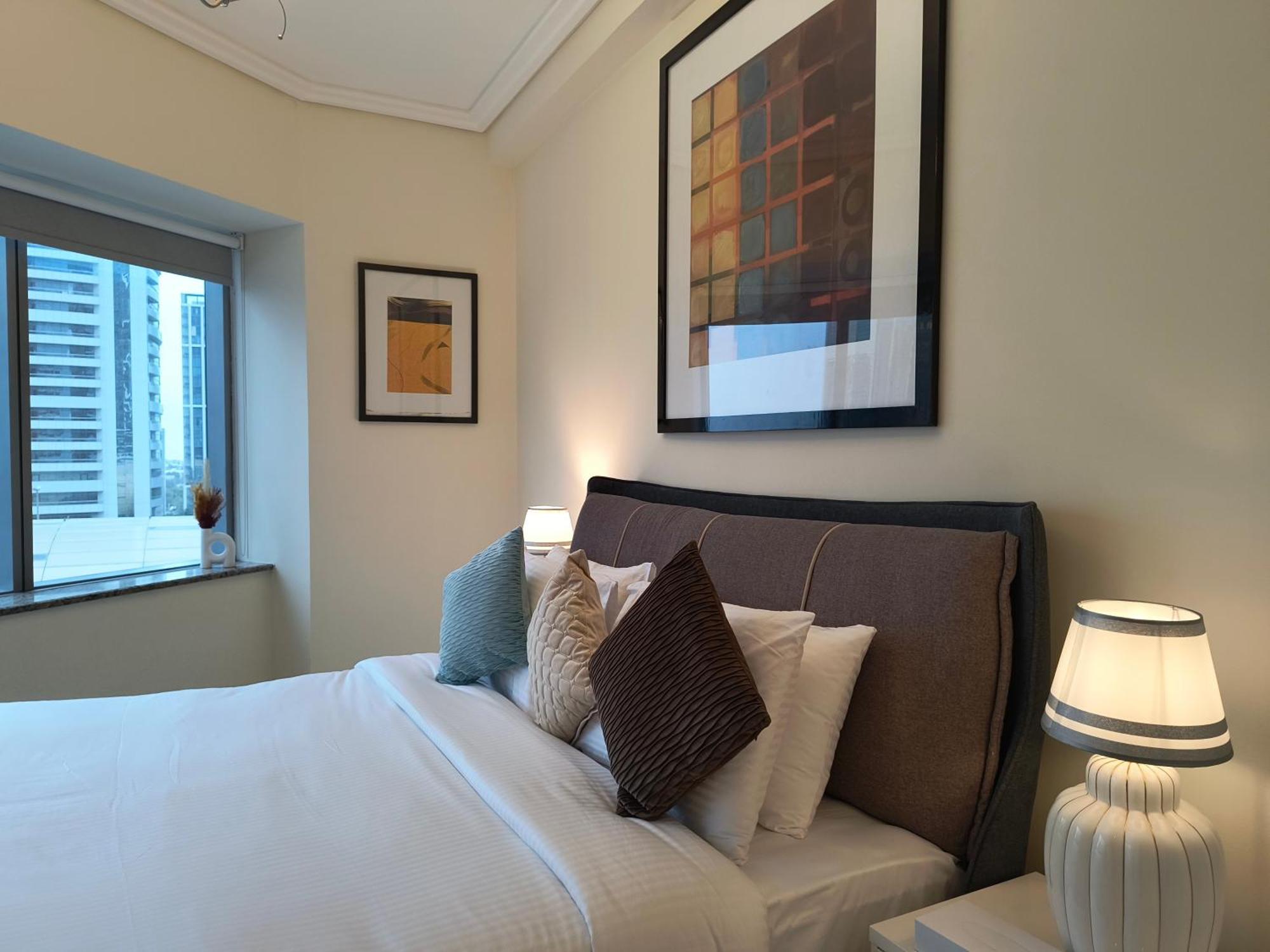 Trinity Holiday Homes - Sheikh Zayed Road Near To Financial Center Metro Station Дубай Екстер'єр фото
