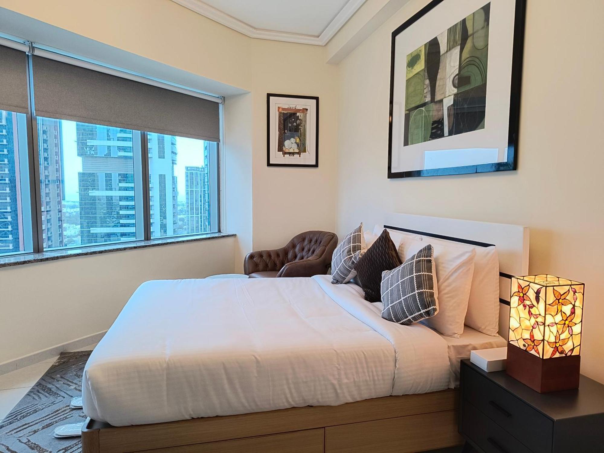 Trinity Holiday Homes - Sheikh Zayed Road Near To Financial Center Metro Station Дубай Екстер'єр фото